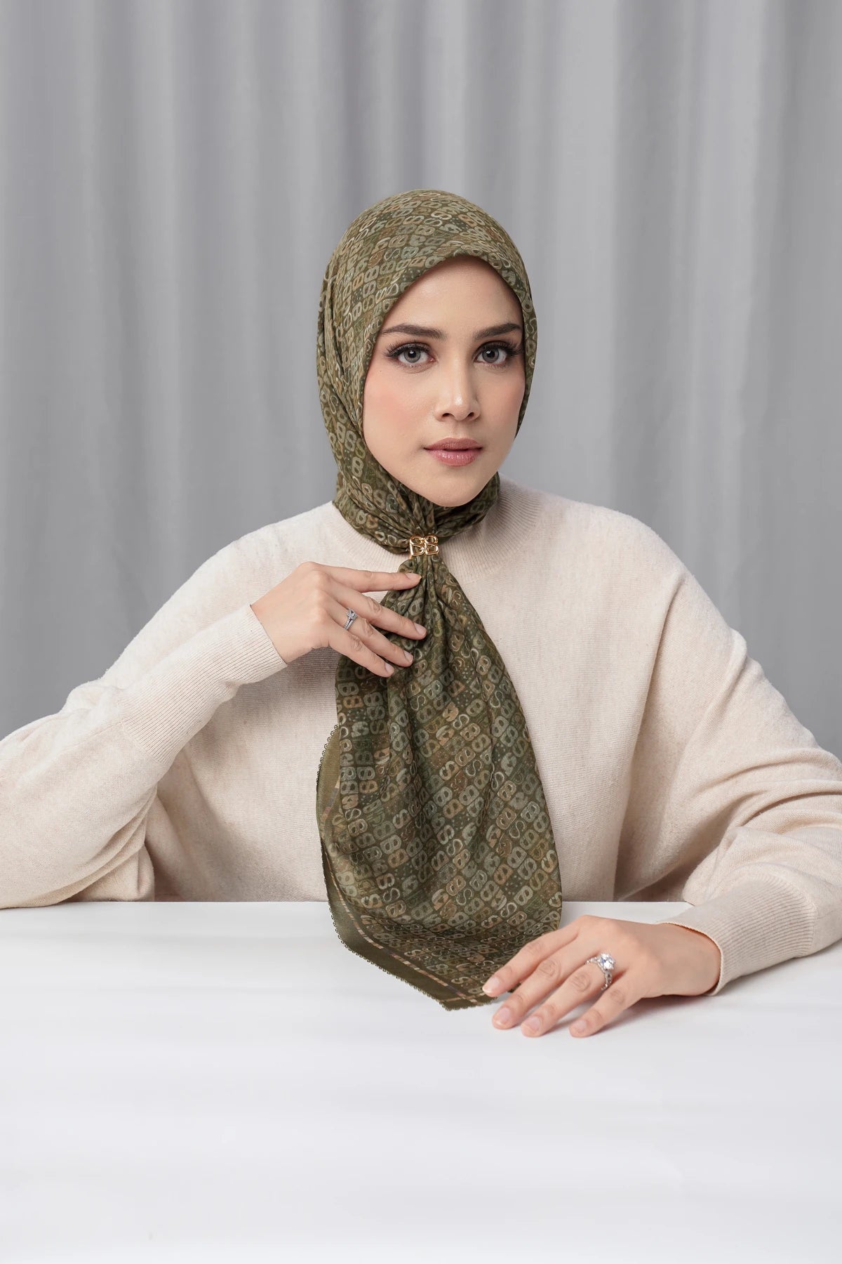 Nagita Square - Olive
