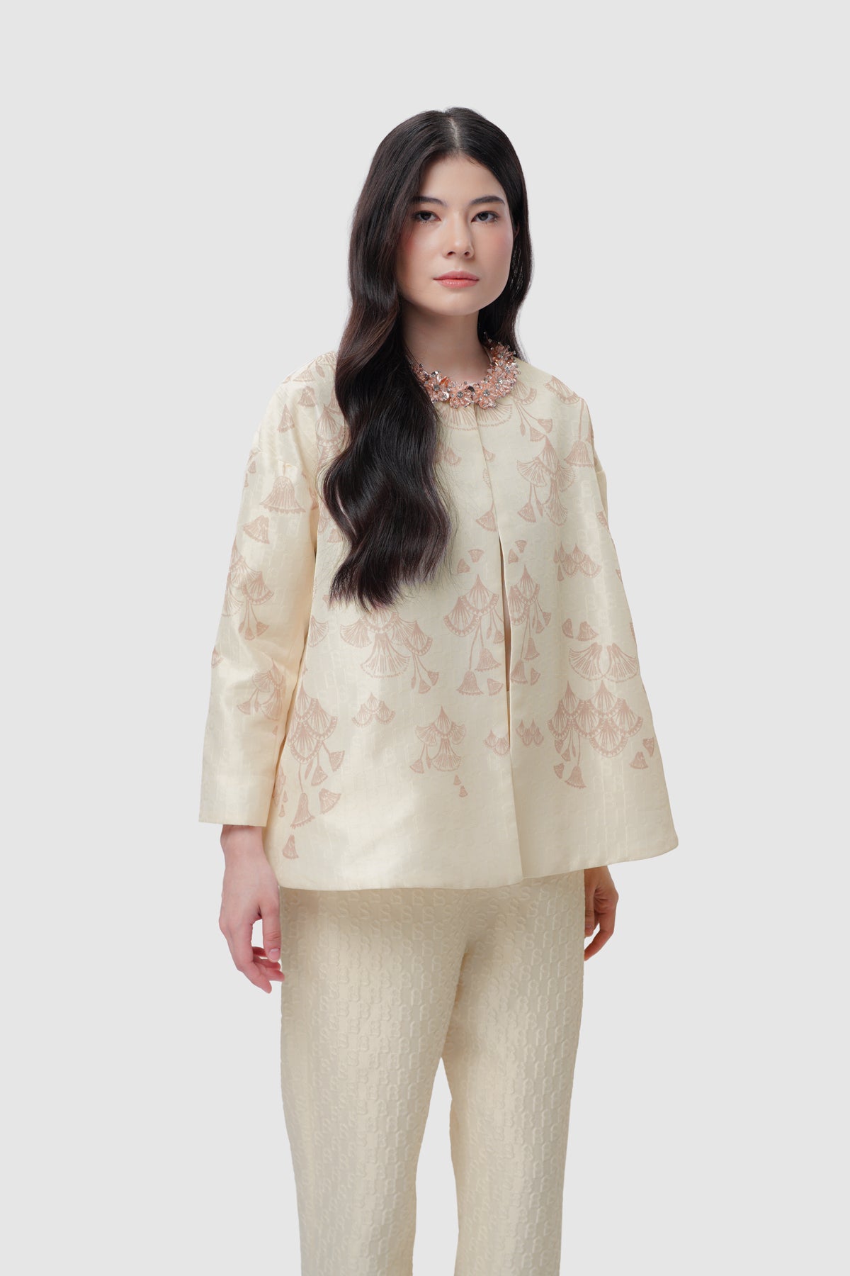 Signature Jacquard Printed Outer - Ecru