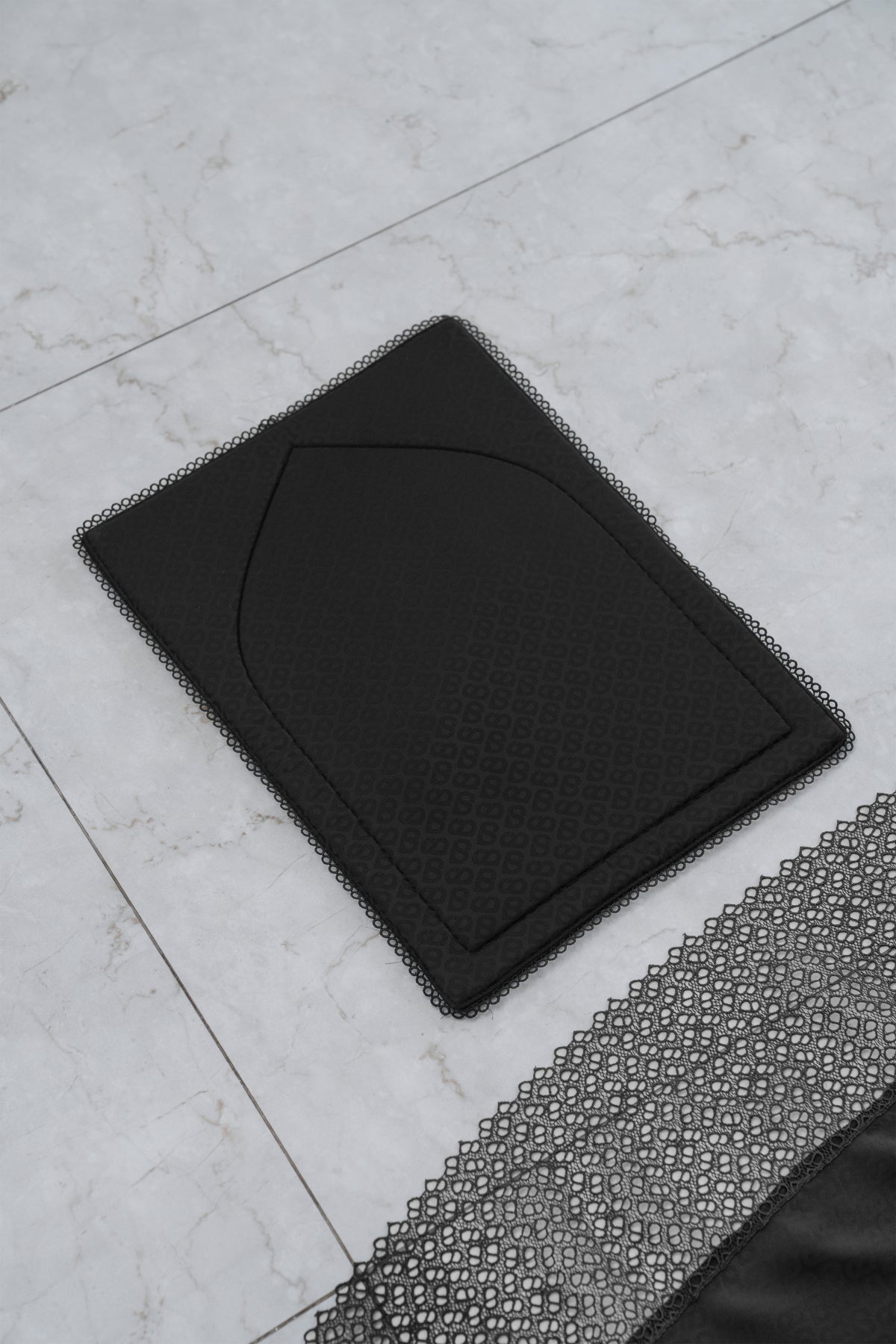 Safa Kids Prayer Robe - Black