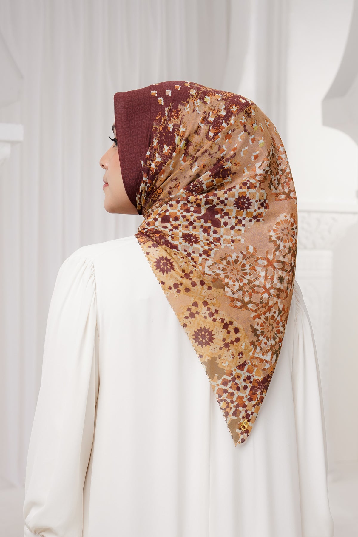 Moroccan - Garnet
