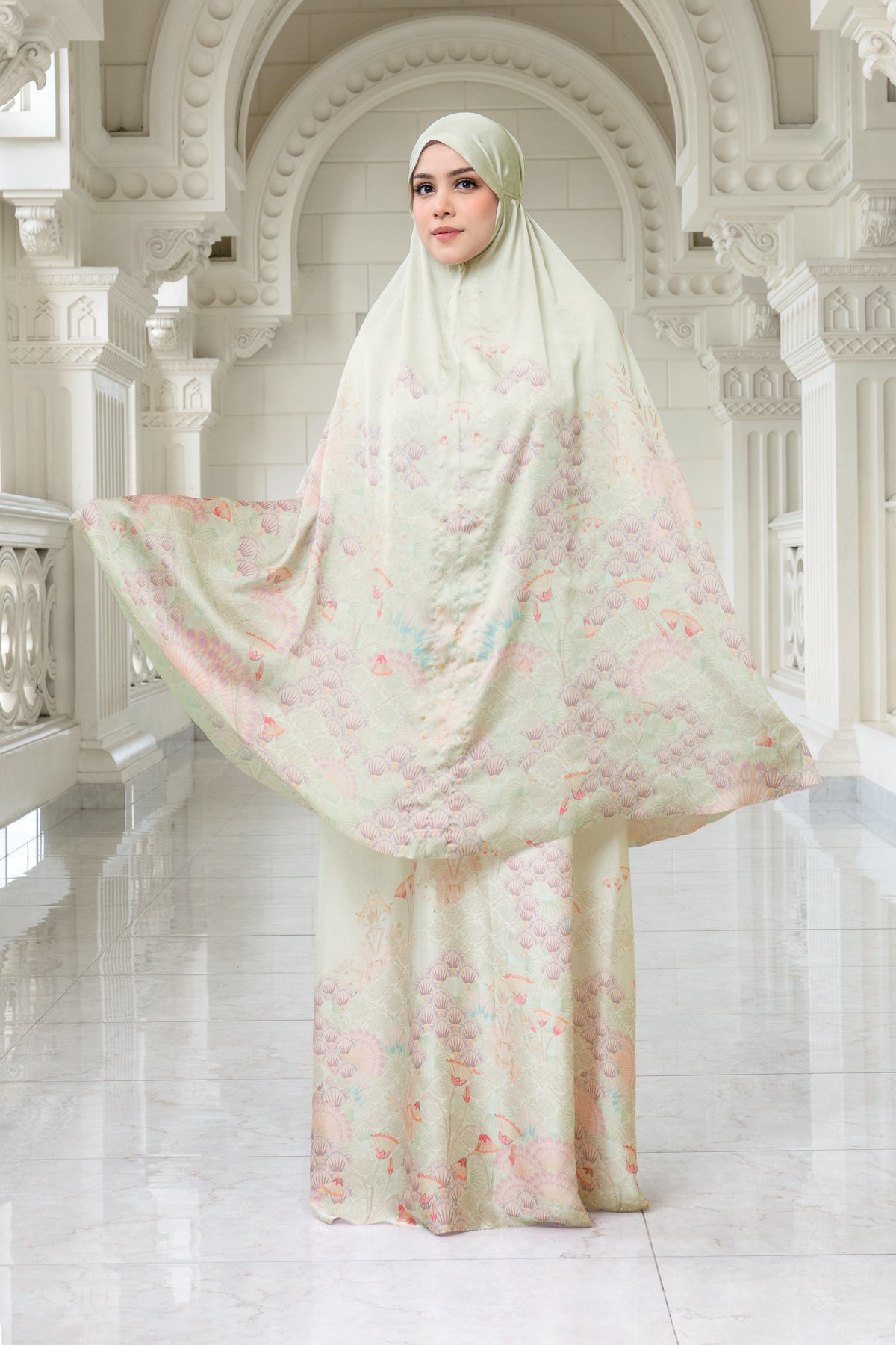 Egypt Prayer Robe - Pyramid