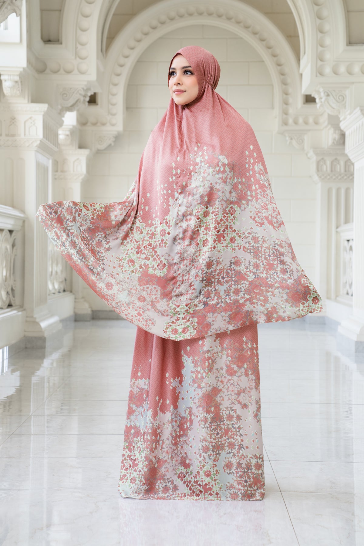 Moroccan Prayer Robe - Azalea