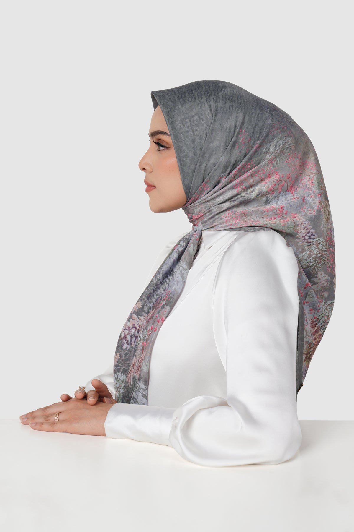 Holiday 3 Jacquard Voile - Fog