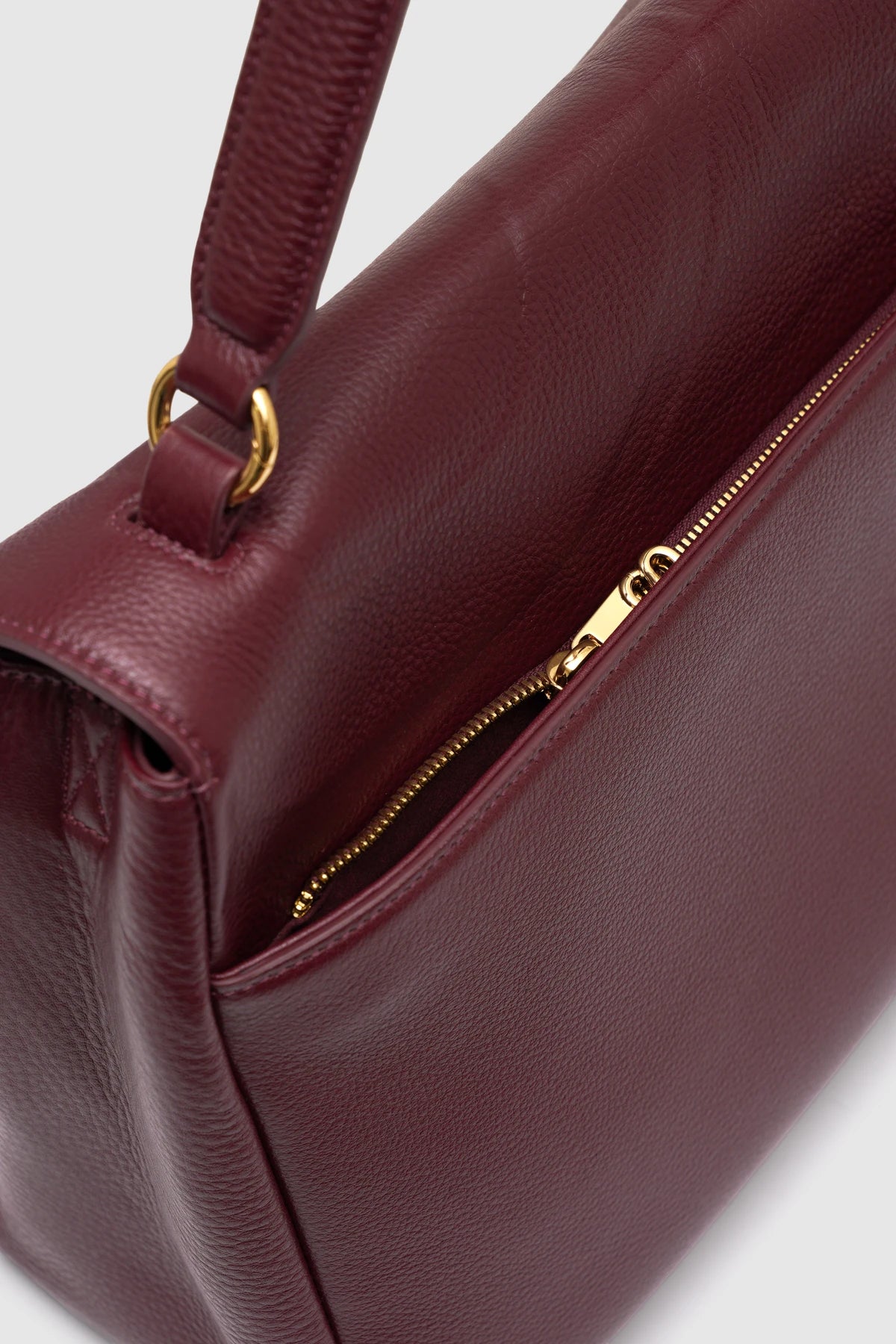 Savina Bag - Pebble Leather - Dark Cherry