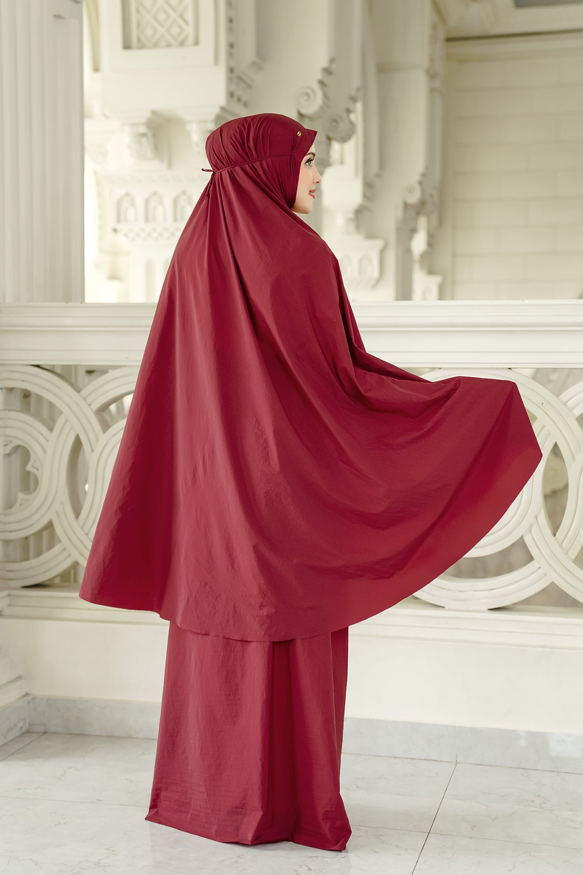 Maroon Robe Big Capsule Prayer Robe - Maroon – Buttonscarves
