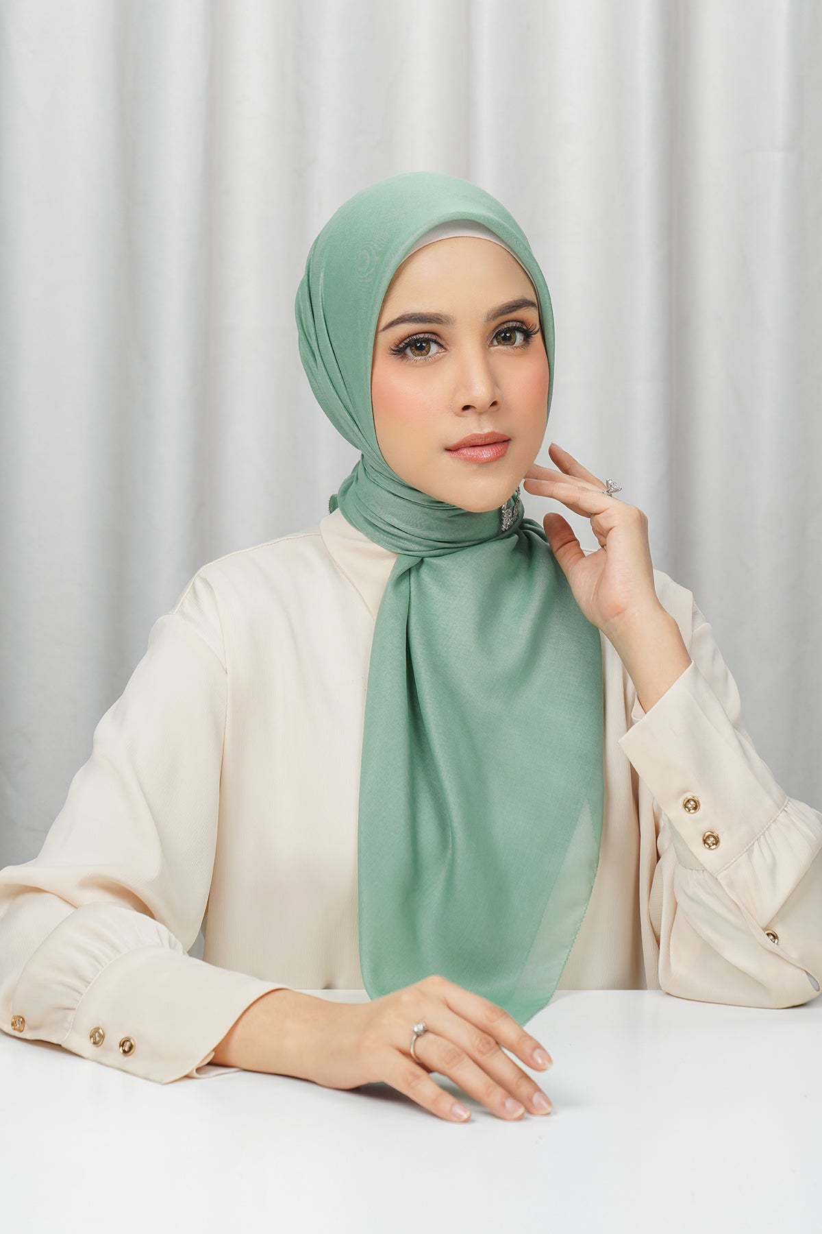 Button Scarf Box Everyday Scarf - Granite Green – Buttonscarves
