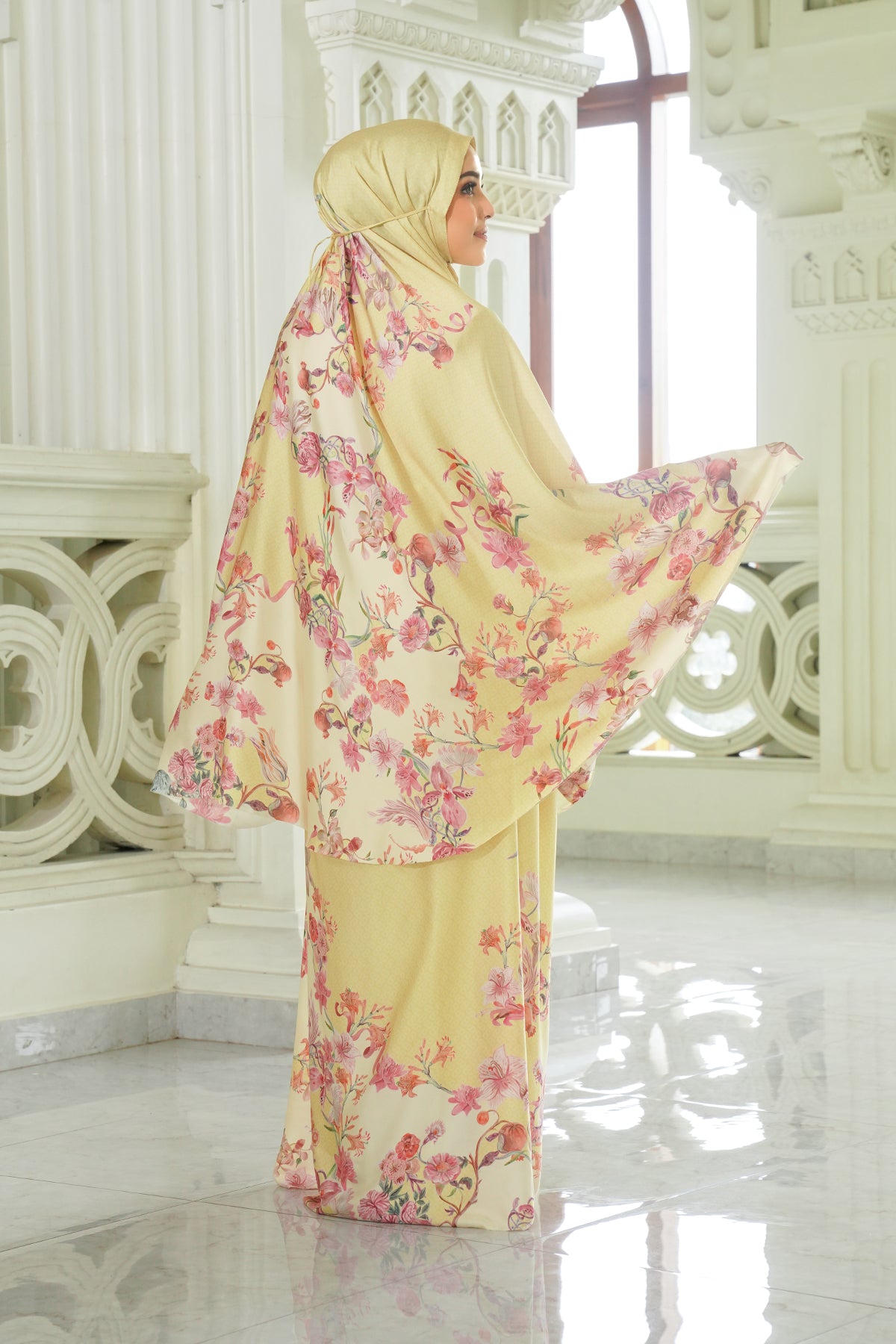 Ra Robe Farra Prayer Robe - Mimosa – Buttonscarves