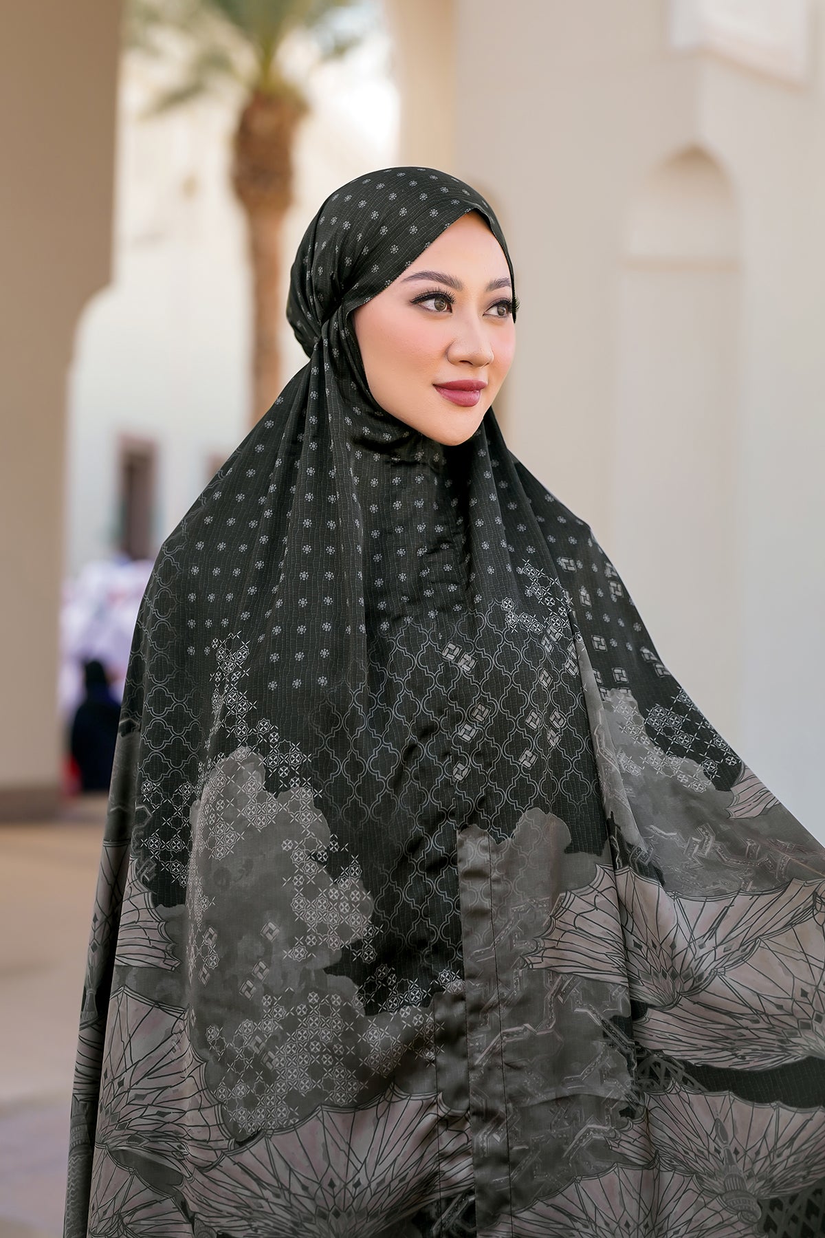 Praying Robe Medina 2 Prayer Robe - Brave – Buttonscarves