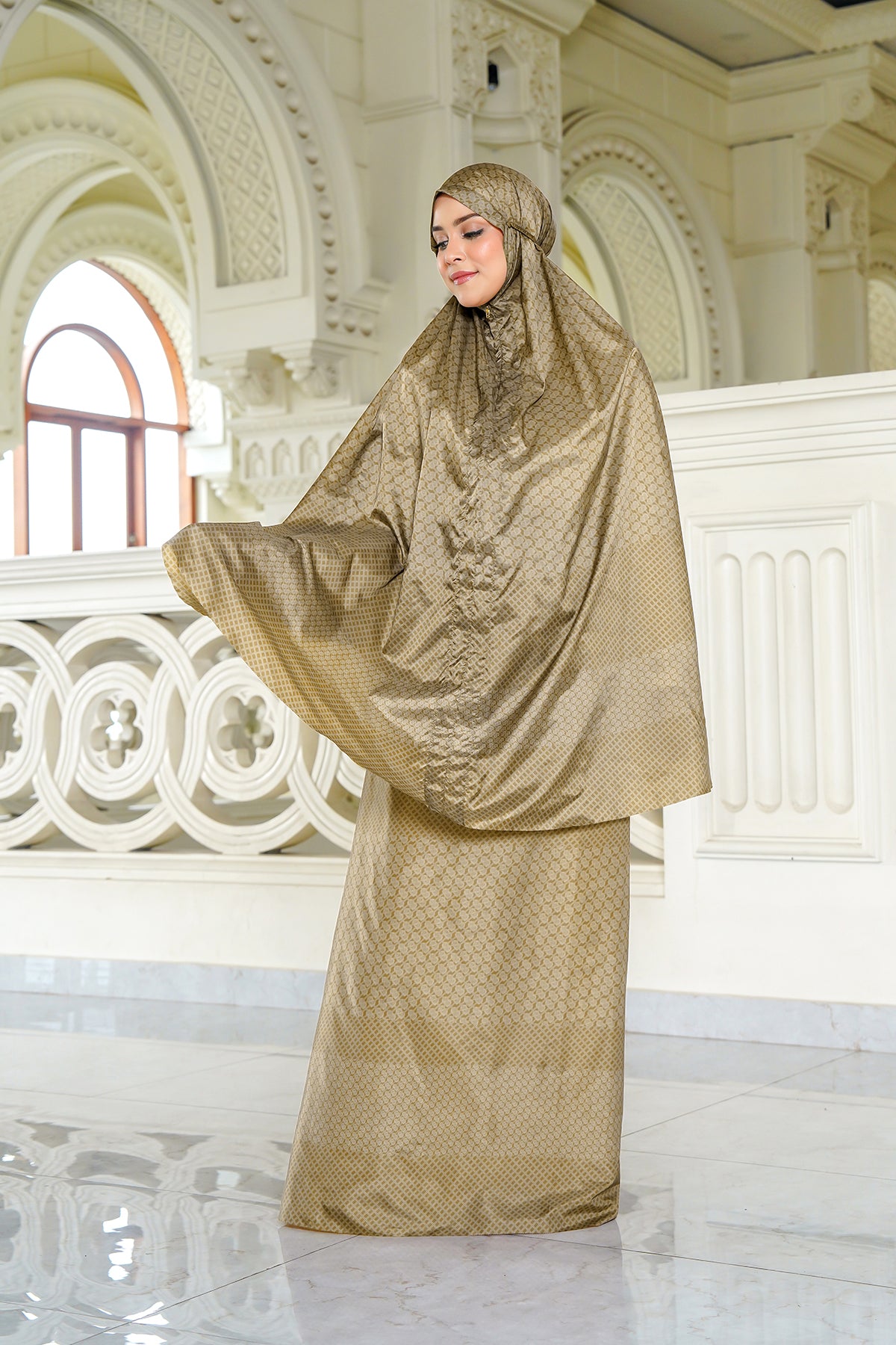 Praying Robe Wicker Capsule Prayer Robe - Olive – Buttonscarves