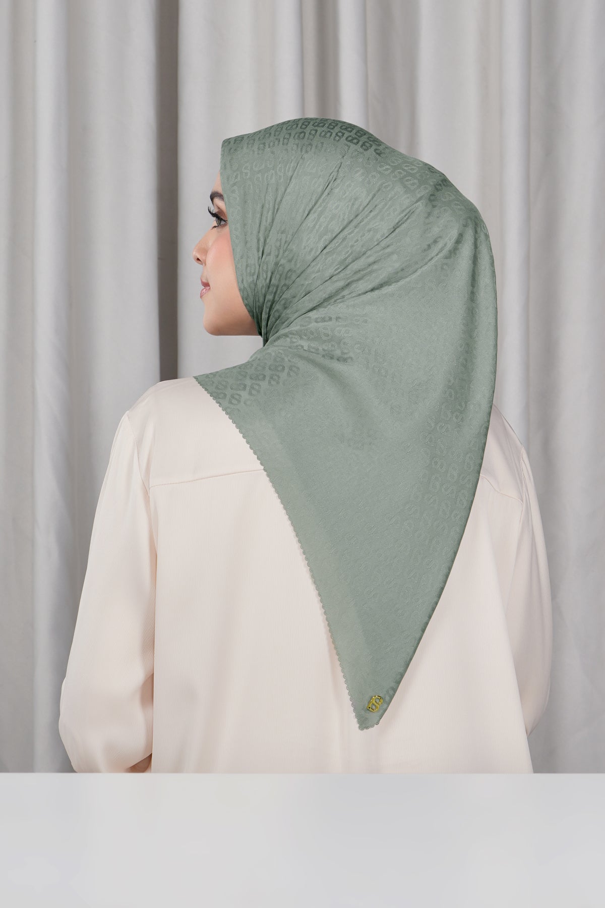 Everyday Tapis Embossed 2.0 - Shadow