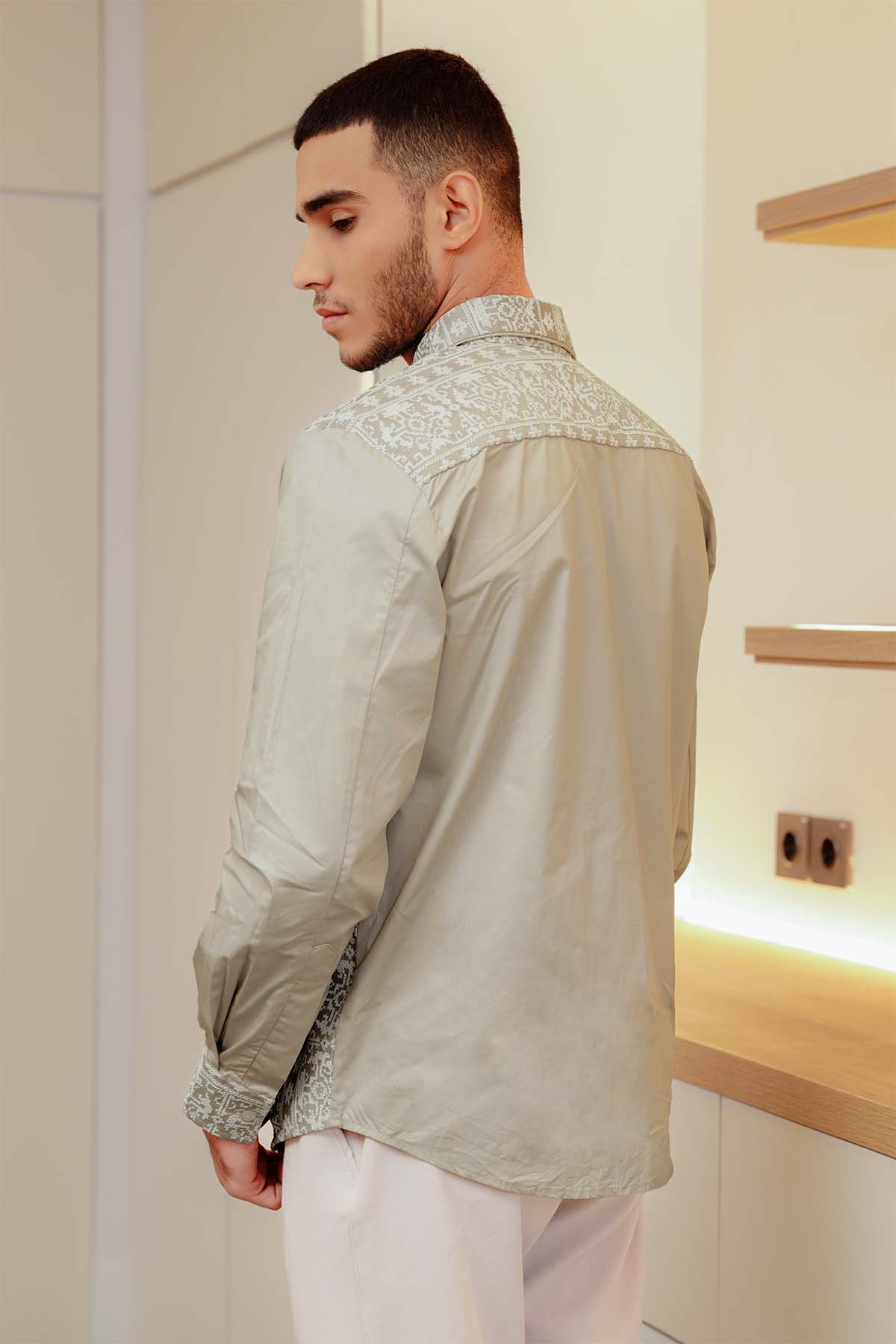 Musa Embroidery Shirt - Taupe