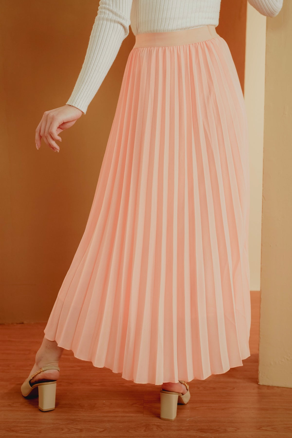 Pleated Skirt - Coral