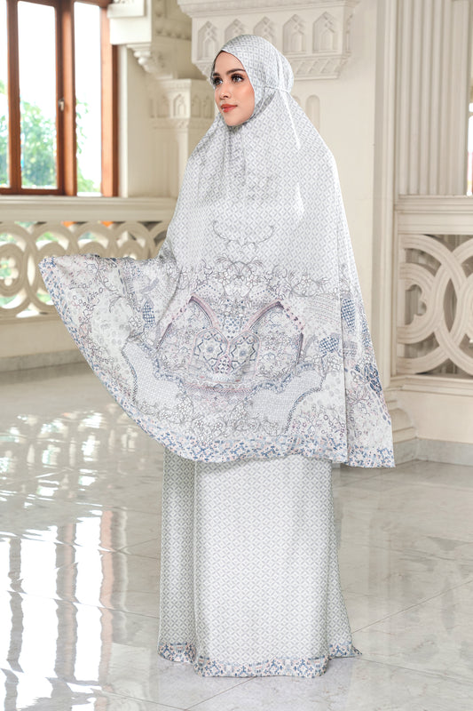 Shamara Prayer Robe - Minaret
