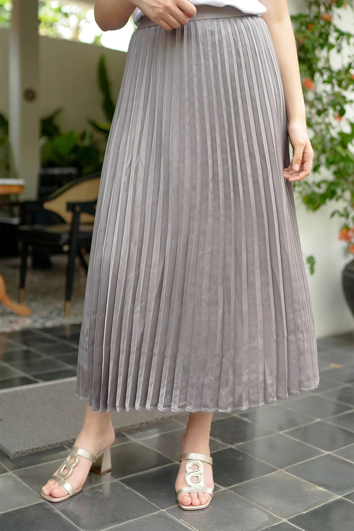 Satin Pleats Skirt - Silver