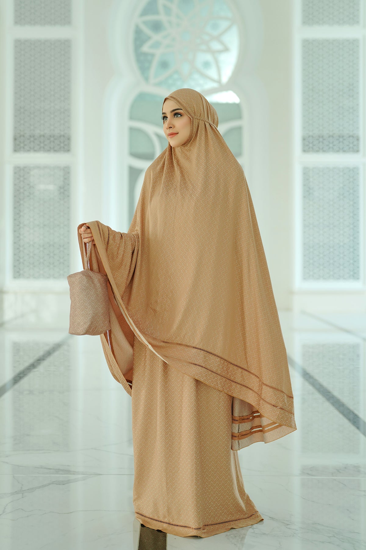 Praying Robe Casa Prayer Robe - Brown Sugar – Buttonscarves