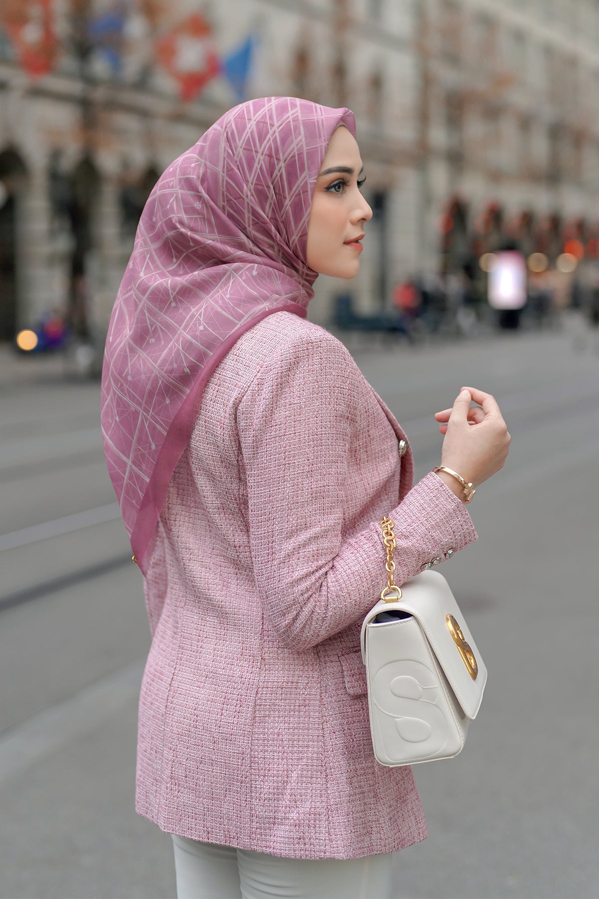 Louvre Genişletilmiş Kare - Tozlu Gül