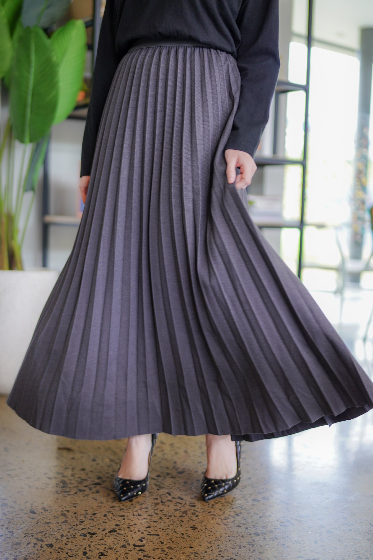 Dark Grey Dear Pleats Skirt