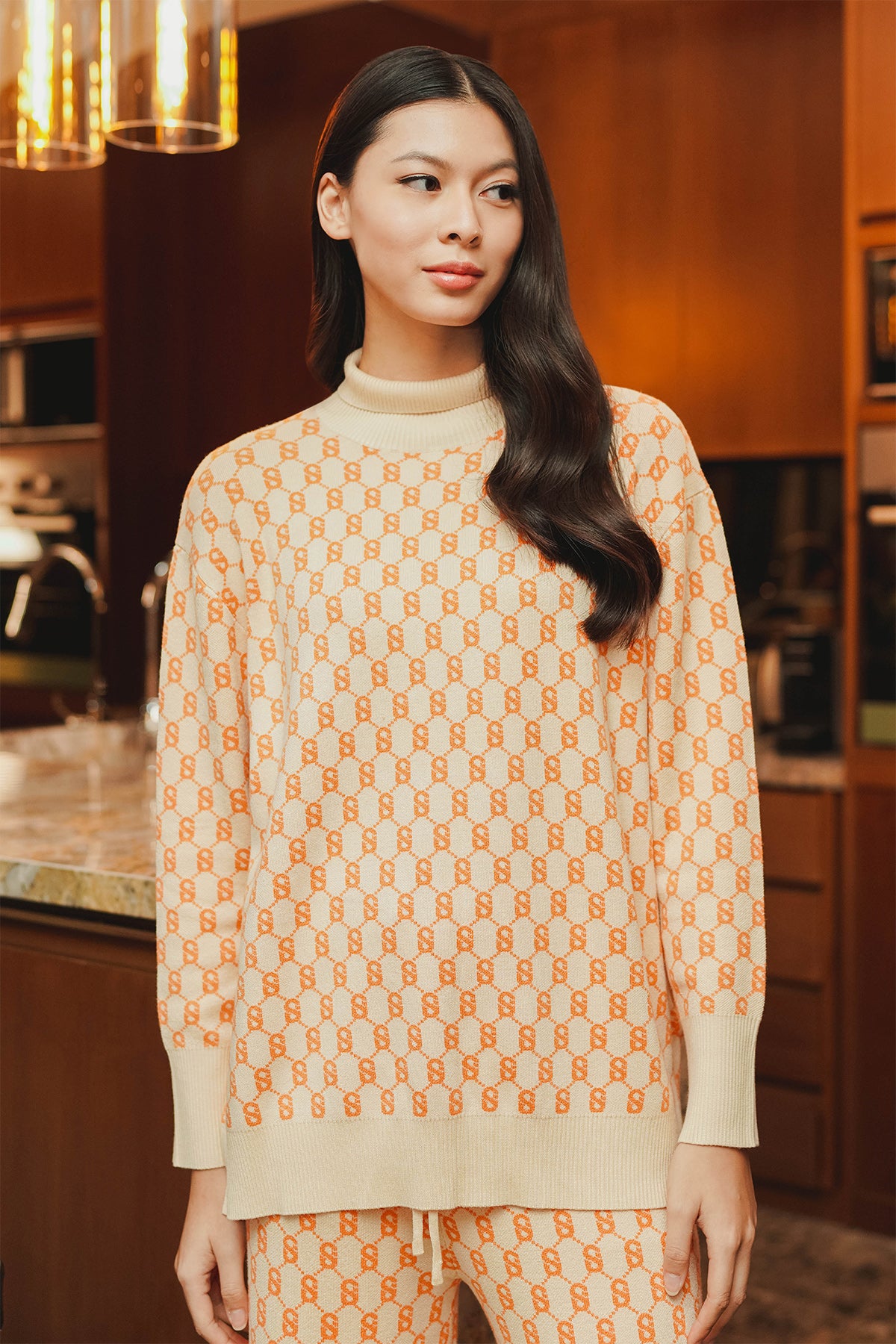 Signature Comfy Sweater - Orange – Buttonscarves