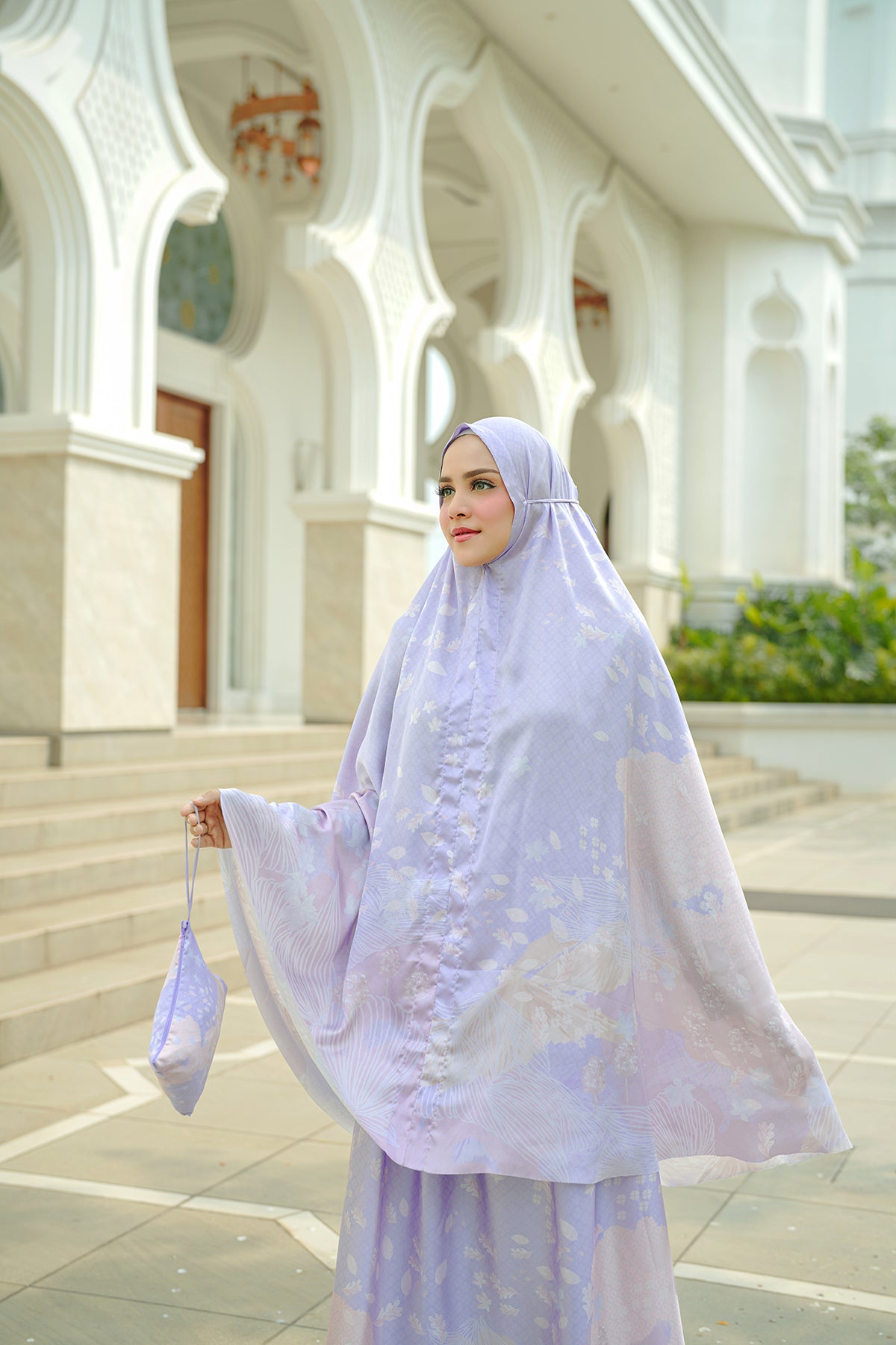 Isdel Robe Iseltwald Prayer Robe - Violet – Buttonscarves