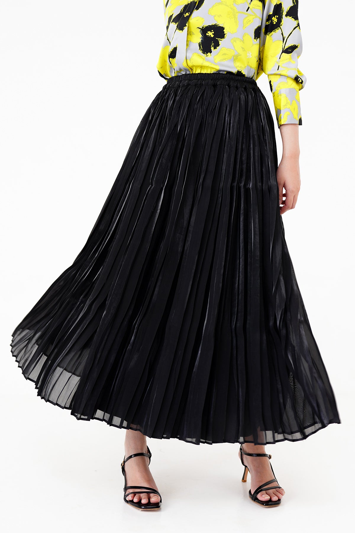 Pleated Skirt - Black