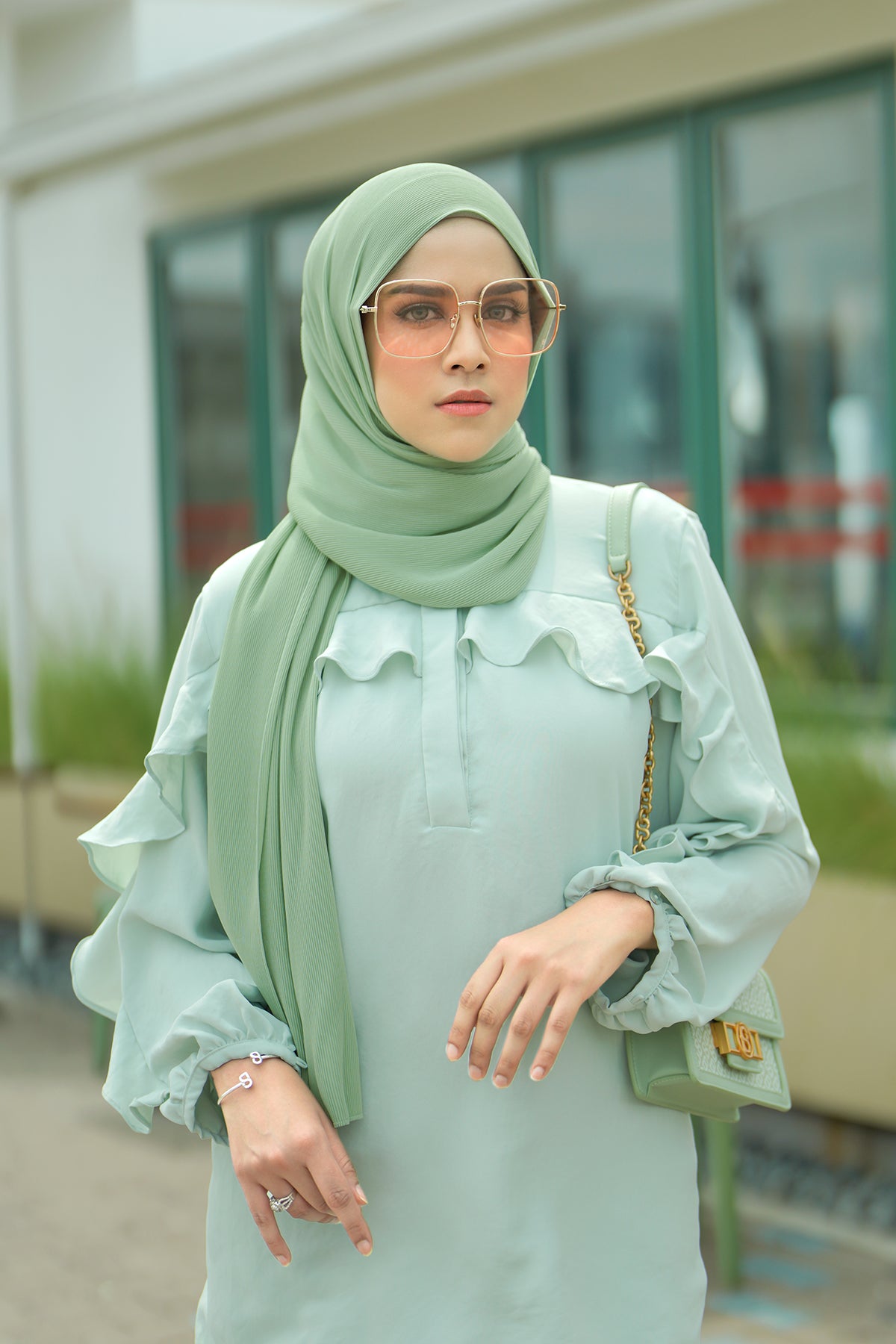 Everyday Pleated Shawl - Quiet Green