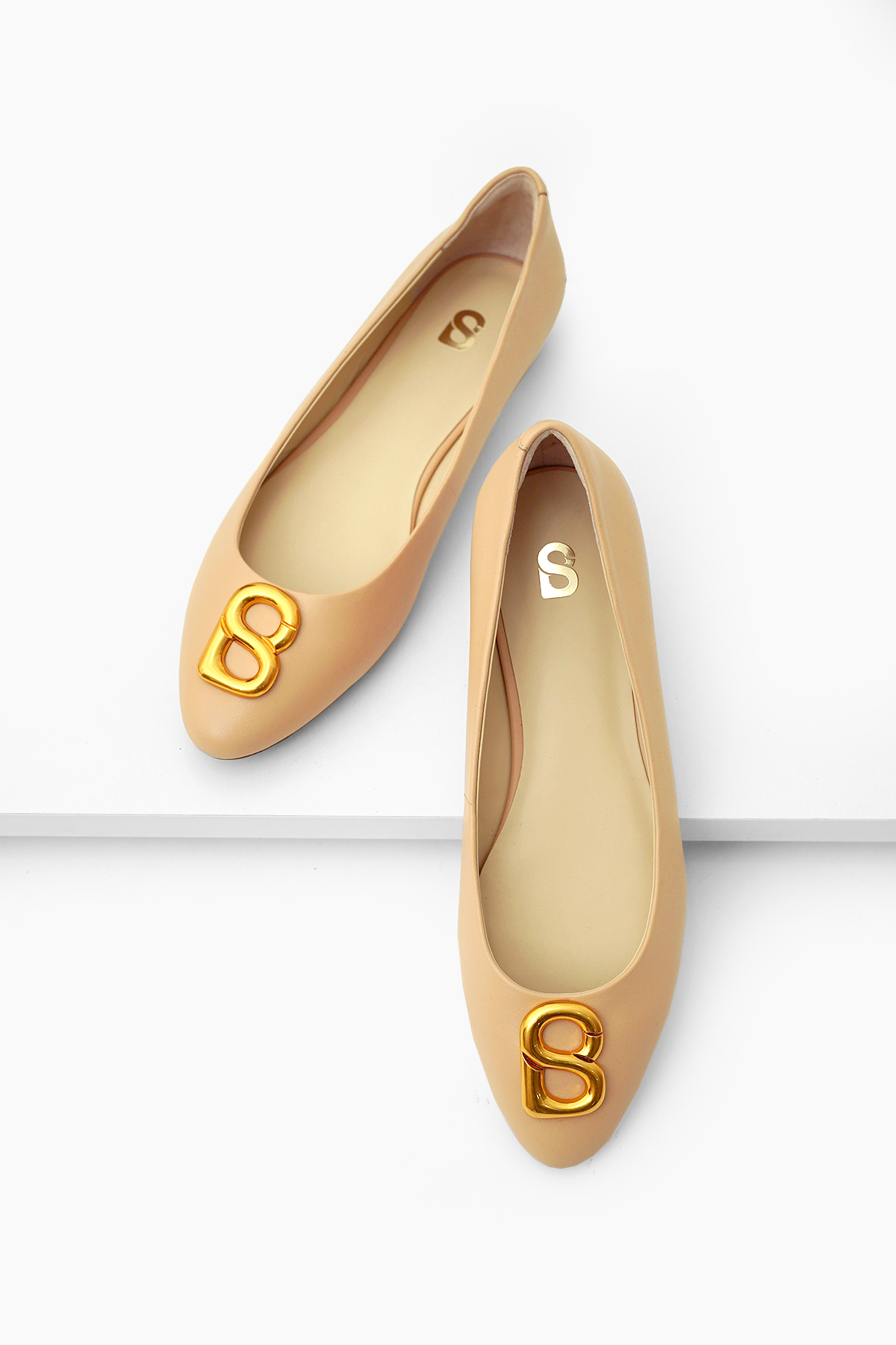 Sisu Button Sisu Shoes - Light Tan – Buttonscarves
