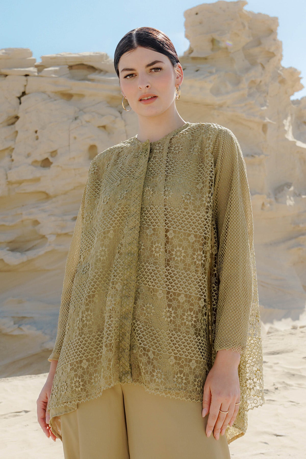 Amelie Embroidery Shirt - Olive